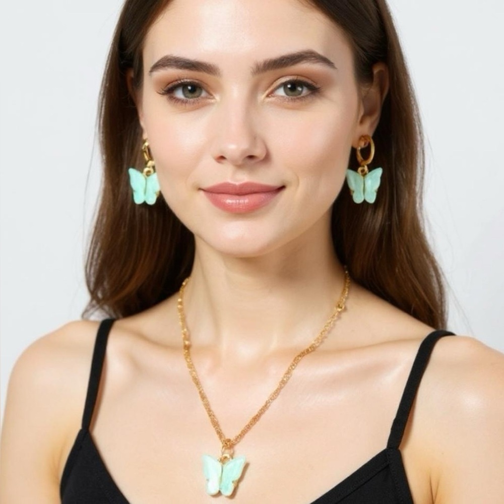 Acrylic Butterfly Stud Earrings & Pendant Set